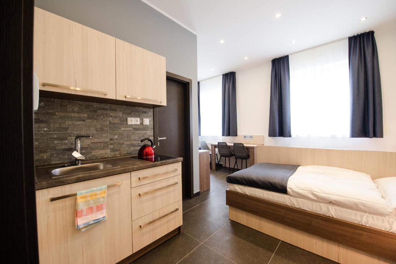 Apartments Danube Μπρατισλάβα Εξωτερικό φωτογραφία