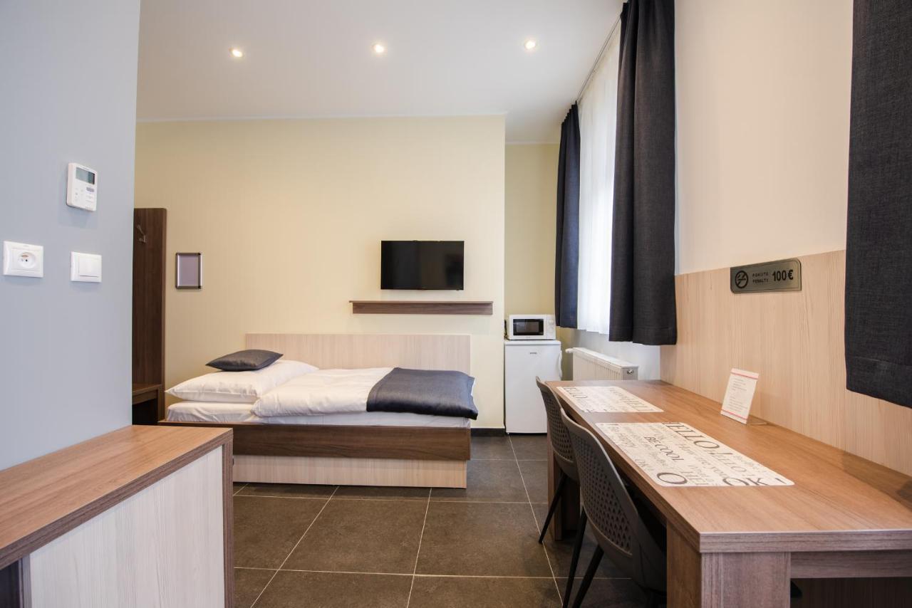 Apartments Danube Μπρατισλάβα Εξωτερικό φωτογραφία